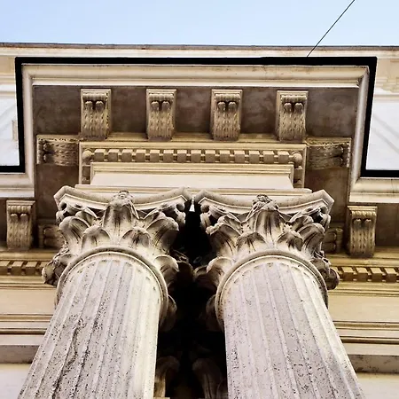 Apartment Trevi Fountain & Spanish Steps Rome Exterior photo