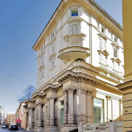 Apartment Trevi Fountain & Spanish Steps Rome Exterior photo