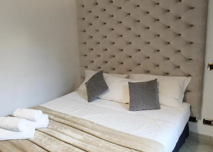Apartment Trevi Fountain & Spanish Steps